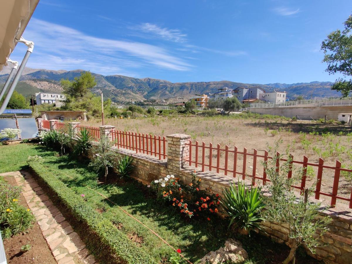 Villa Vasil Mertiri Химар Екстериор снимка